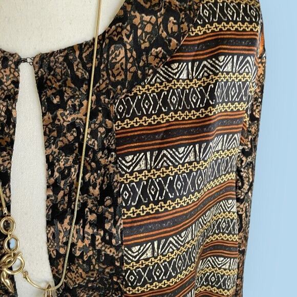 Laura Ashley Woman 100% Silk Mixed Animal Print Cardigan Top Plus 2X 16 18 Brown - Picture 5 of 7